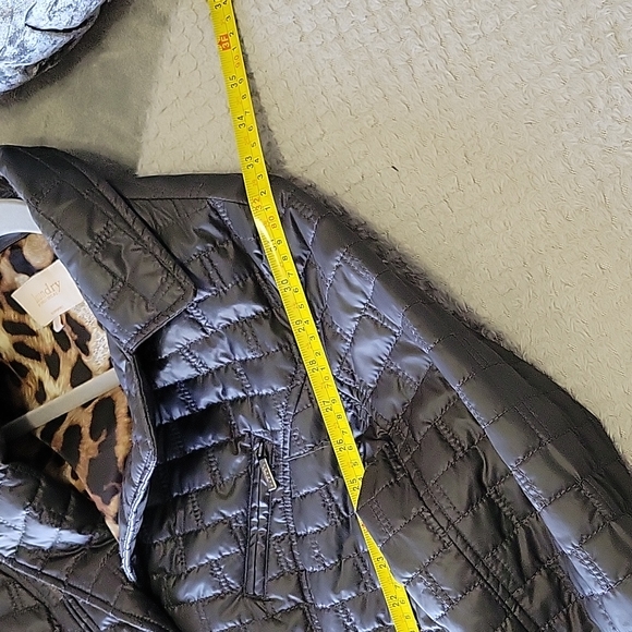 Quilted Blazer - Picture 5 of 8